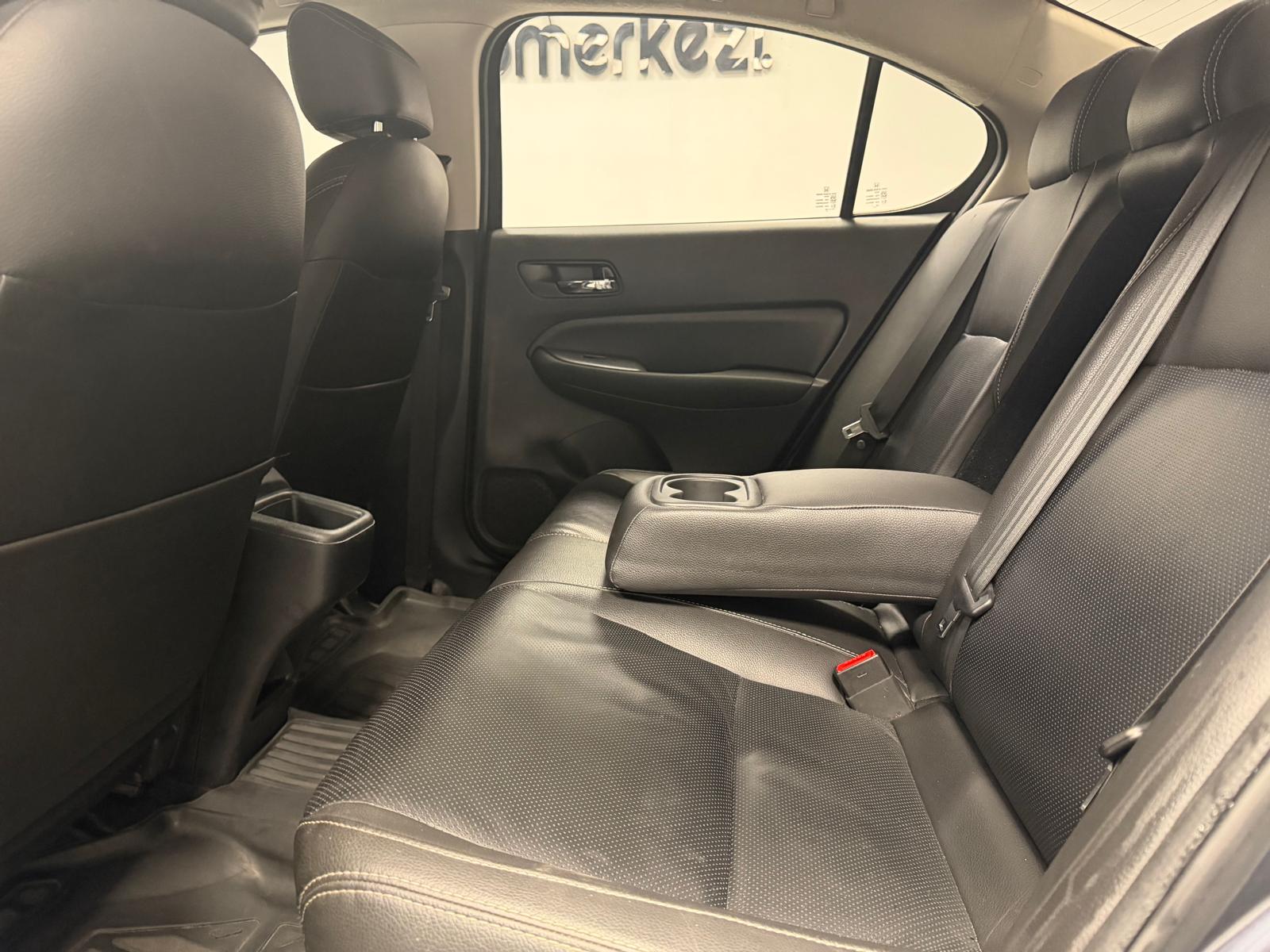 HONDA CITY 15
